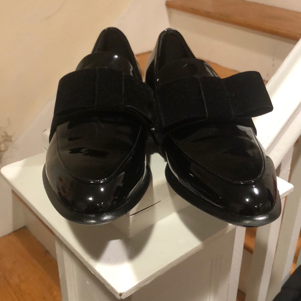 Black Flats woman